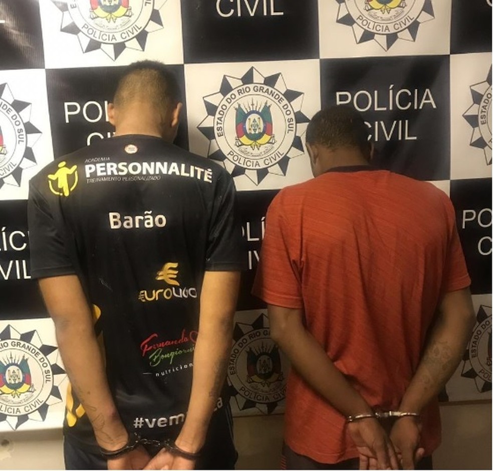 Dois suspeitos de participar da morte de menina de 12 anos em Porto Alegre são presos — Foto: Polícia Civil/Divulgação