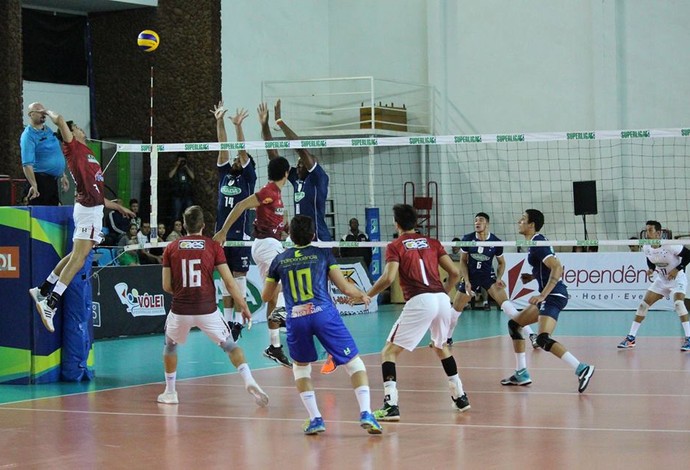 Cruzeiro não dá bola para parceria e bate Juiz de Fora no Mineiro de Vôlei