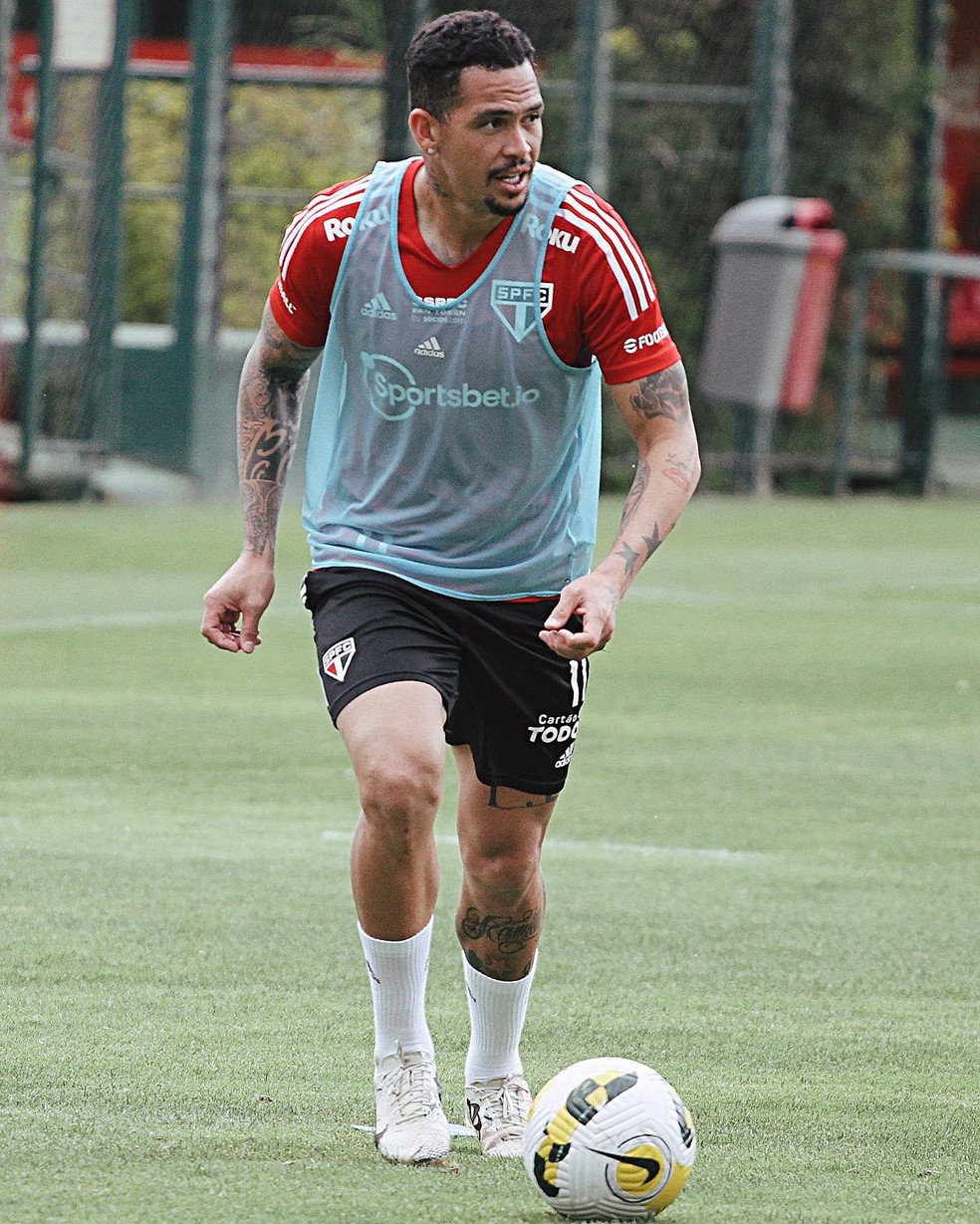 Luciano durante treino do São Paulo neste sábado — Foto: Divulgação