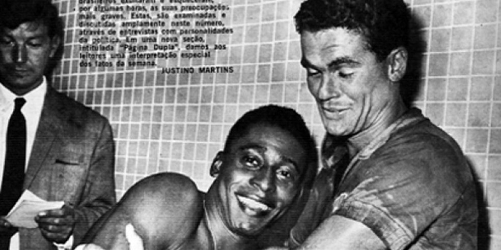 Rinaldo e Pelé, quando atuaram juntos pela seleção brasileira — Foto: Arquivo Pessoal