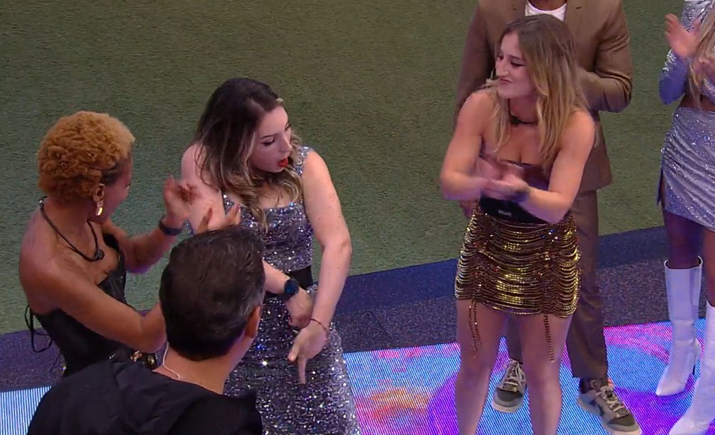Amanda comemora após vencer o 'BBB 23' — Foto: Reprodução/Globo