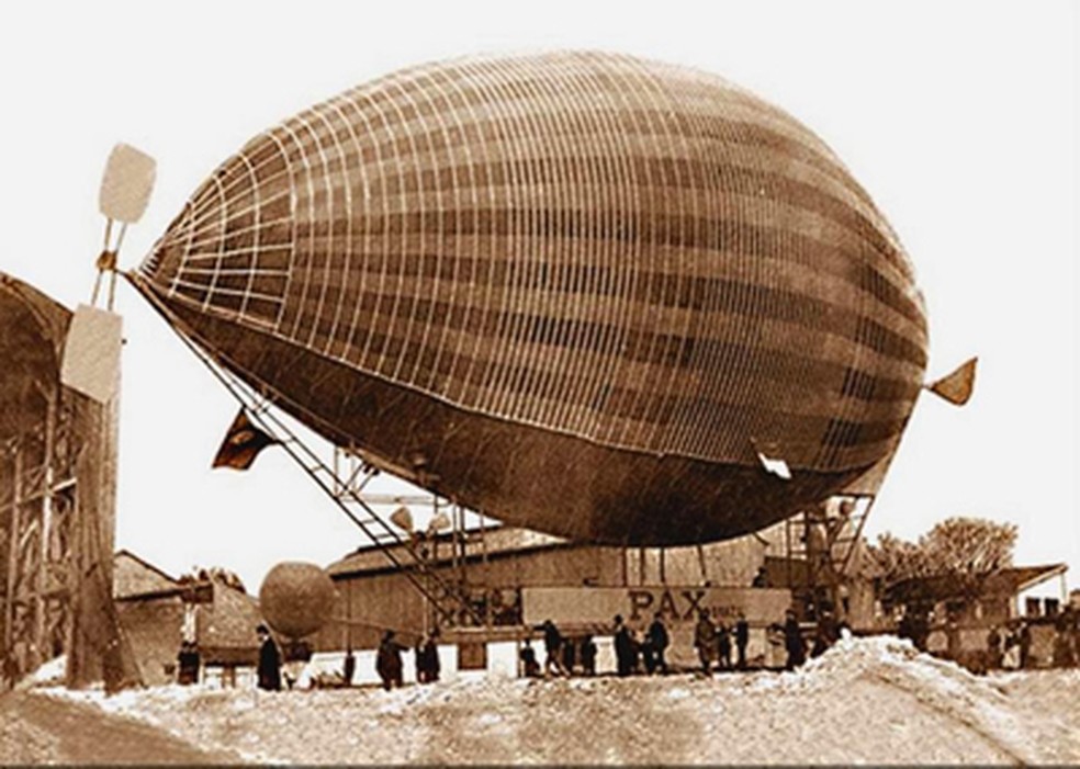 Balão dirigível Pax, que caiu em París — Foto: Arquivo/FAB