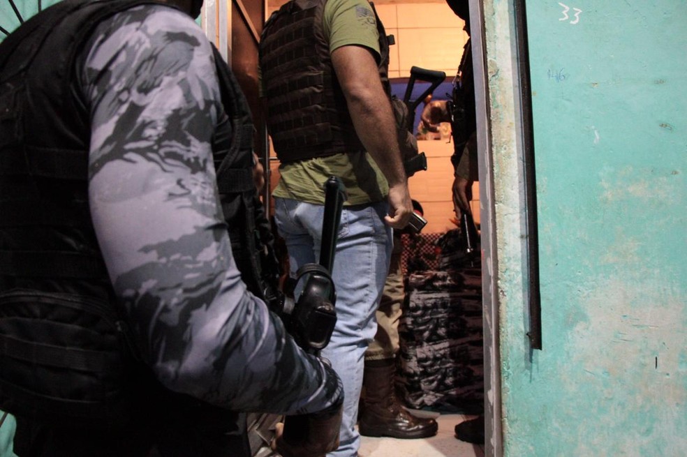 Pol&iacute;cia cumpre mandados de pris&atilde;o e busca em opera&ccedil;&atilde;o contra suspeitos de roubos a bancos em Salvador e regi&atilde;o &mdash; Foto: Haeckel Dias/Pol&iacute;cia Civil da Bahia