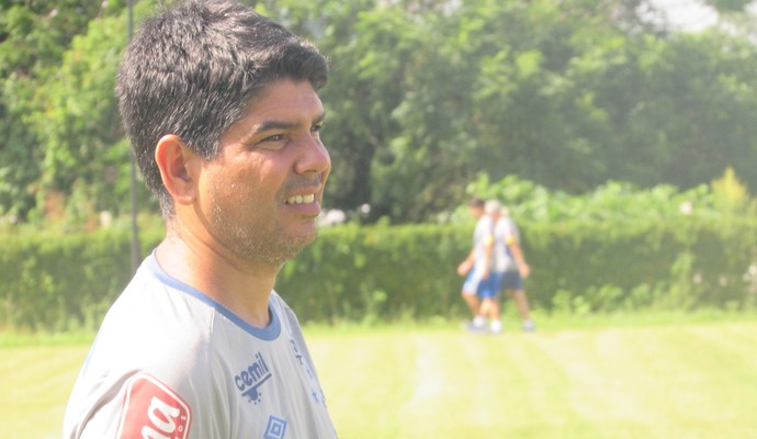 Valadares vê nervosismo do Cruzeiro na estreia e elogia segundo tempo