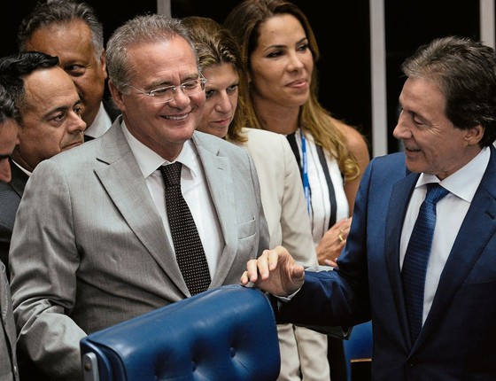 O ex-presidente do Senado,Renan Calheiros,eo atual,Eunício Oliveira.Eles são alguns dos citados na delação da Odebrecht,agora nas mãos de Fachin (Foto:  ANDRESSA ANHOLETE/AFP)
