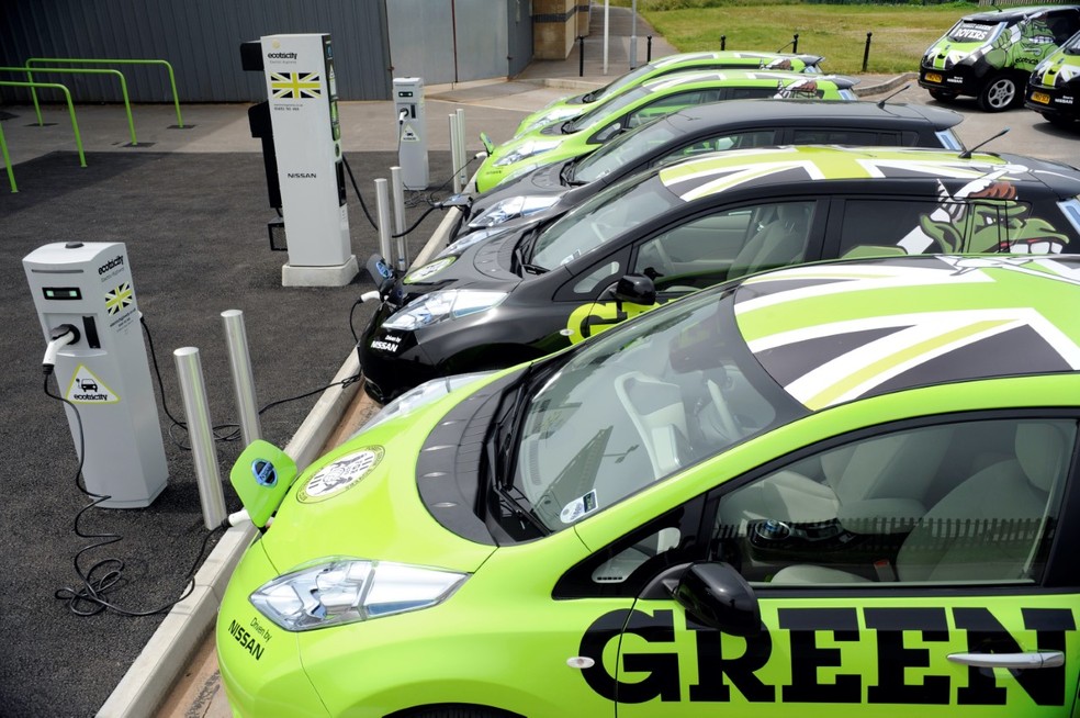 Estações do Forest Green Rovers para carregamento de carros elétricos — Foto: Divulgação / FGR