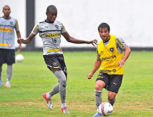 Bota renova contrato com artilheiro dos juniores renegado pelo Flamengo