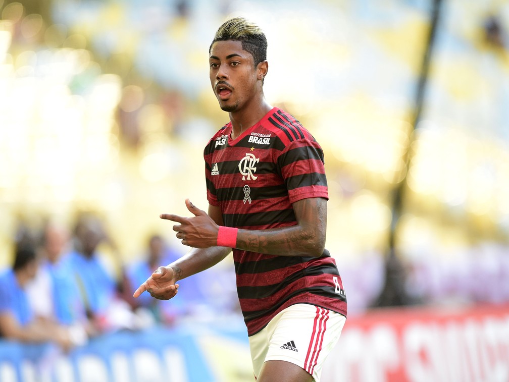 Em cinco jogos como titular como centroavante, Bruno Henrique soma cinco gols &mdash; Foto: Andr&eacute; Dur&atilde;o / GloboEsporte.com