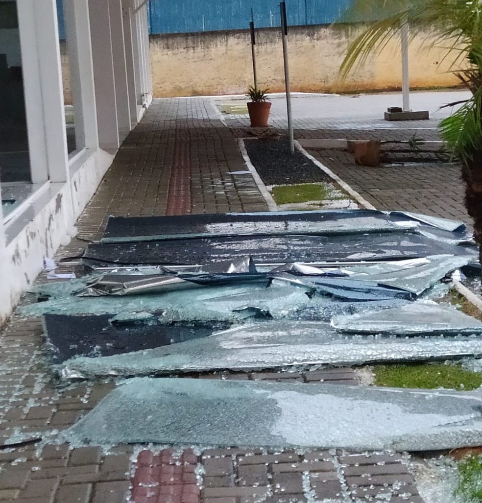 Ventania causou danos em todo município de Ilhota, no Vale do Itajaí — Foto: Prefeitura de Ilhota/Divulgação