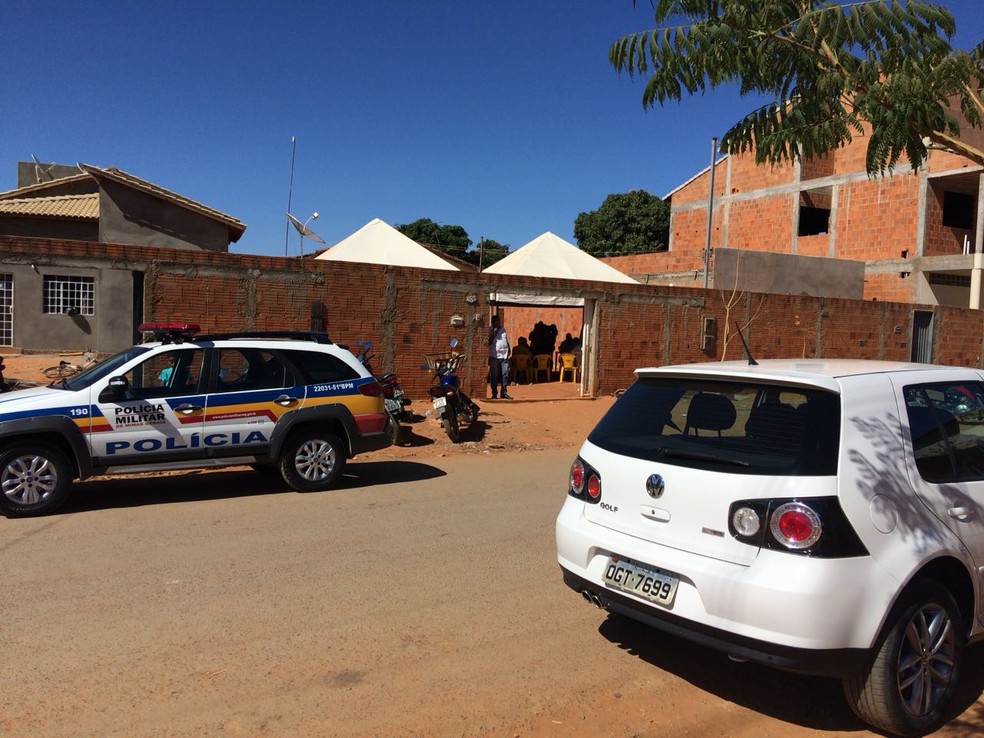 velória Matheus Felipe Rocha dos Santos em Janaúba (Foto: Pablo Caires/Inter TV)