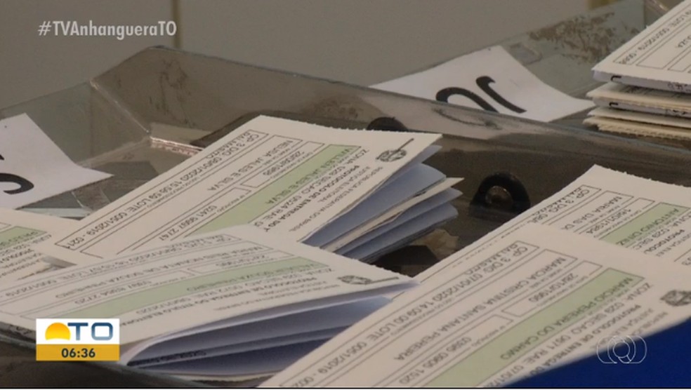 Eleitores podem emitir títulos nos cartórios eleitorais — Foto: Reprodução/TV Anhanguera