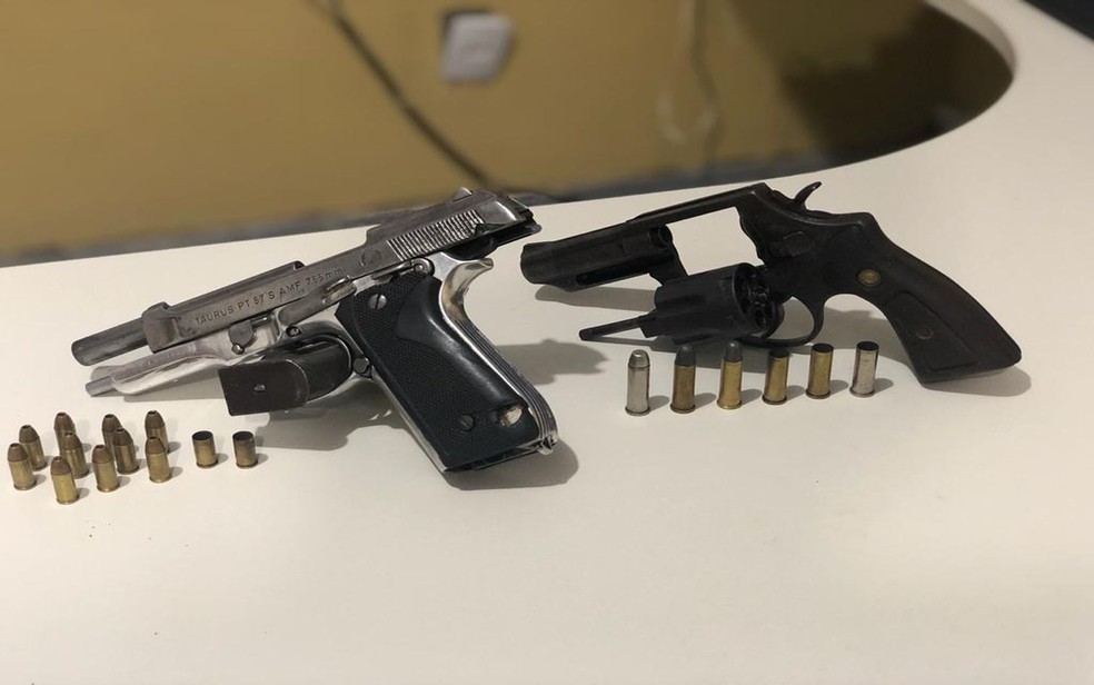 Armas apreendidas com os suspeitos — Foto: SSP/SE/Divulgação