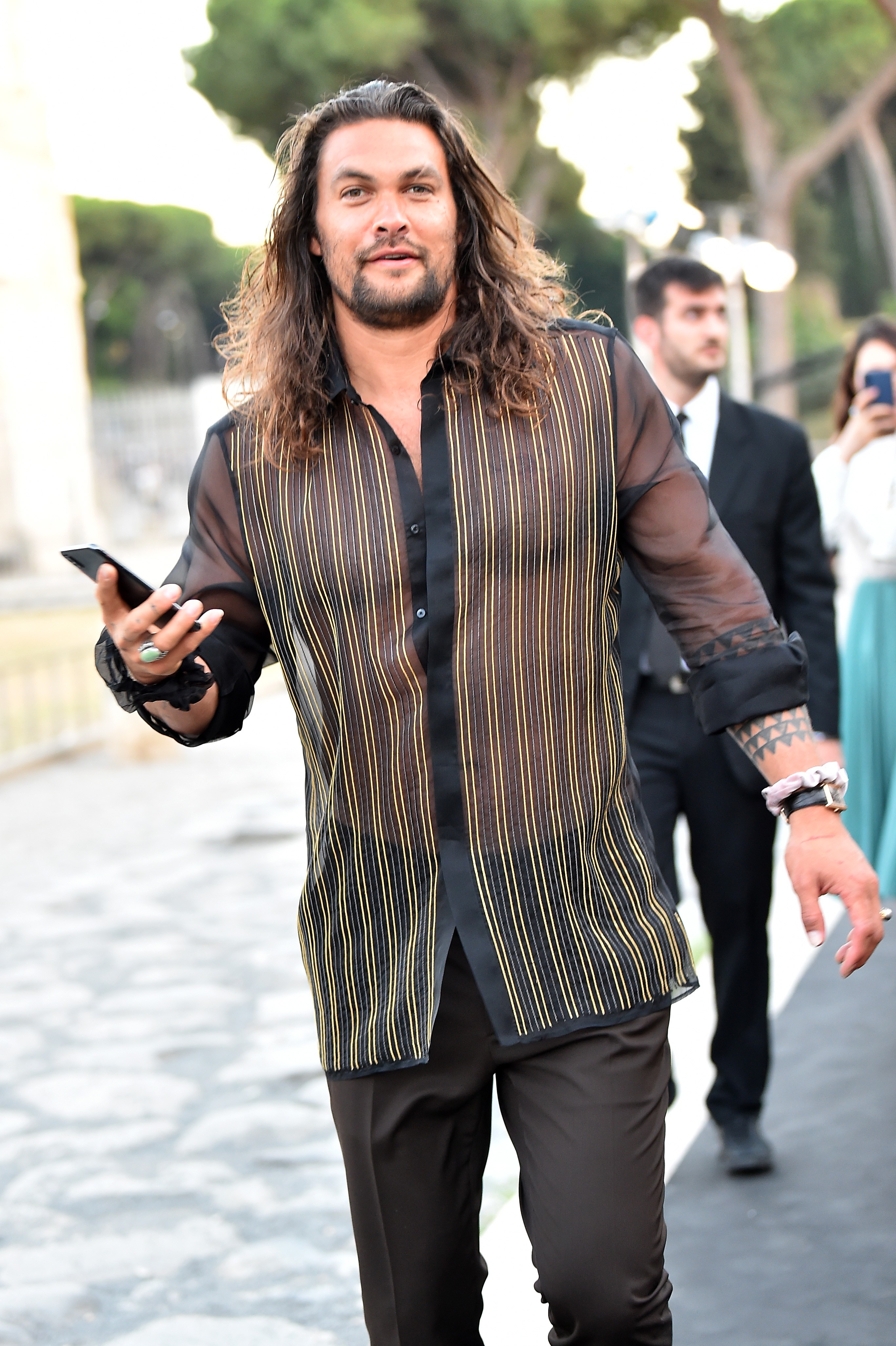 O ator Jason Momoa em um evento de moda na Itália (Foto: Getty Images)