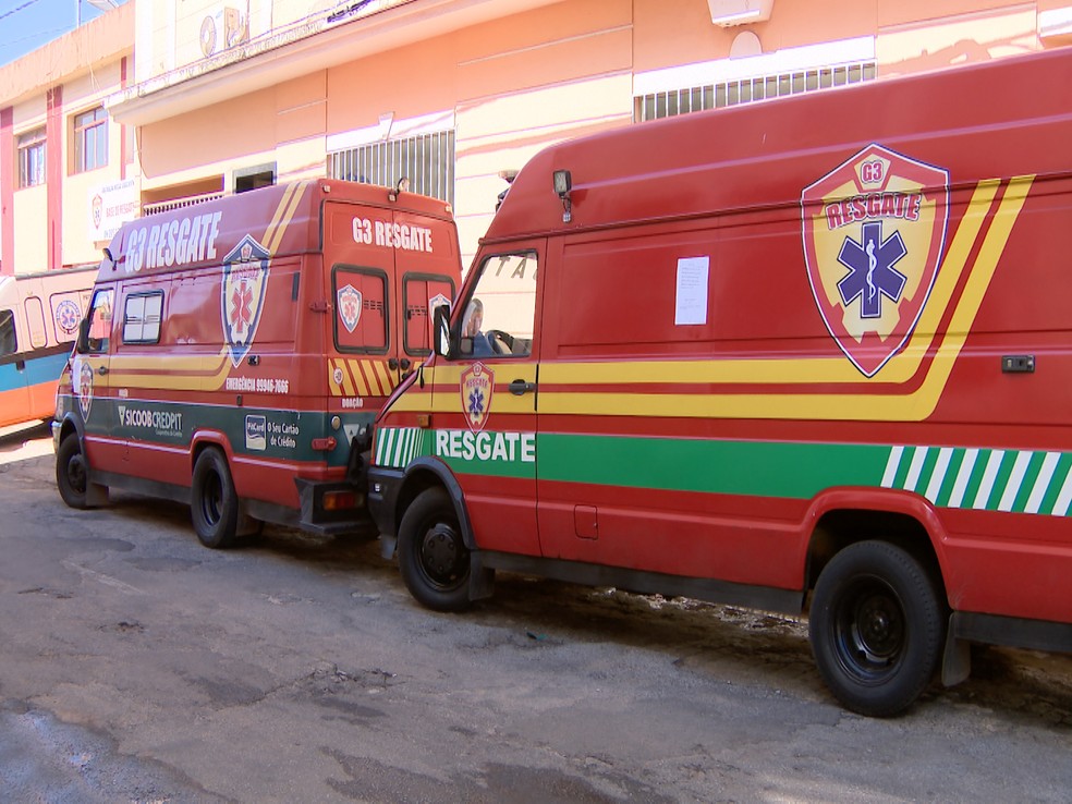 Ambulâncias do Grupo G3 Resgate — Foto: Reprodução/TV Integração