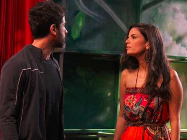Gael (Eriberto Leão) e Dandara (Emanuelle Araújo) vão terminar namoro nos próximos capítulos de Malhação Sonhos (Foto: TV Globo)