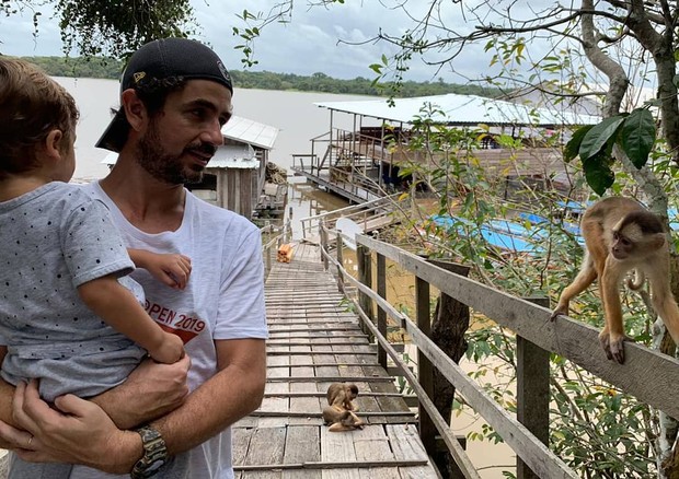 Viagem de Rafa Brites, Felipe Andreoli e Rocco à Amazônia (Foto: Reprodução/Instagram)
