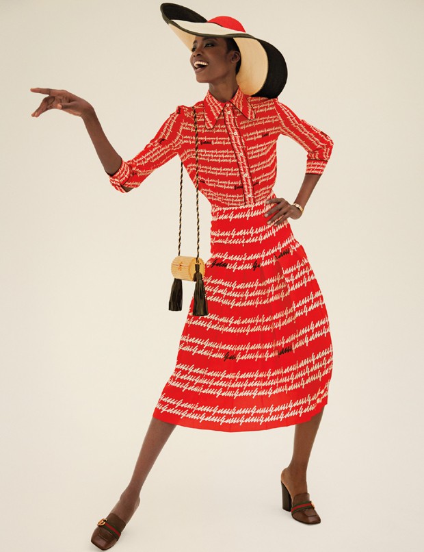Maria Borges como Beverly Johnson, primeira modelo afro-americana a aparecer na capa da 'Vogue' (Foto: Reprodução/w.com)