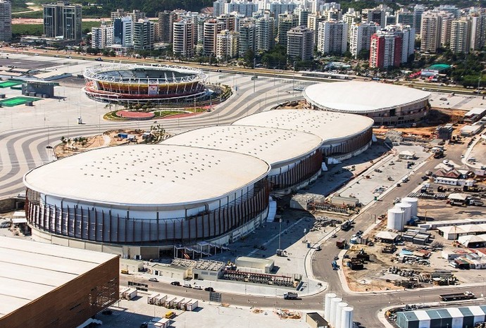 Na Barra, a atração principal é o Parque Olímpico. As três Arenas Cariocas, com o Centro Olímpico de Tênis ao fundo (Foto: Prefeitura do Rio)