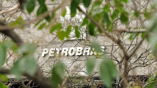 Conselho da Petrobras aprova quatro nomes de indicados pela União para colegiado, dizem fontes