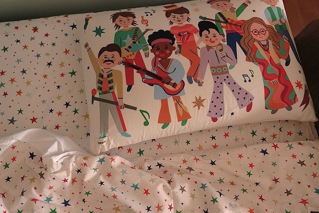 Monica Benini mostra detalhes de quarto dos filhoscom Junior Lima (Foto: Instagram;)