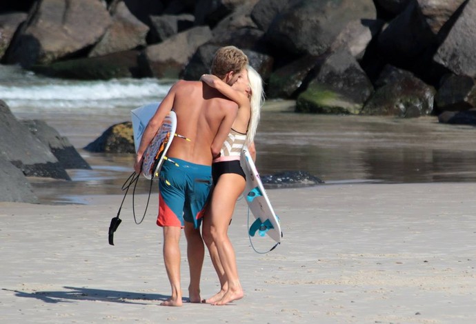 Tatiana Weston-Webb e Jessé Mendes, surfe, Gold Coast (Foto: Luciana Pinciara)