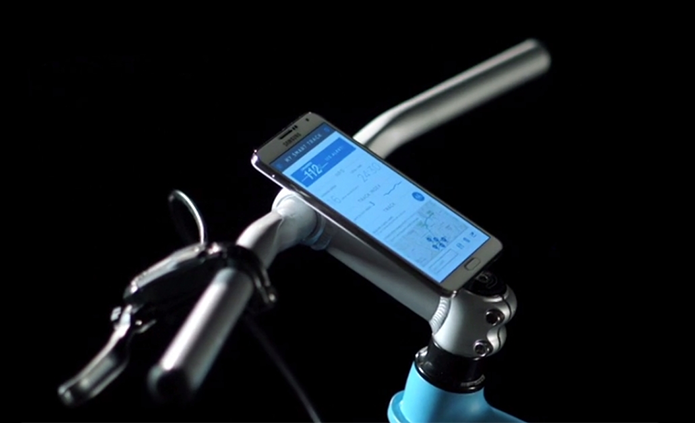 Bicicleta inteligente tem GPS, Bluetooth, Wi-Fi e recebe comandos pelo celular (Foto: Divulgação/Samsung Maestros Academy)