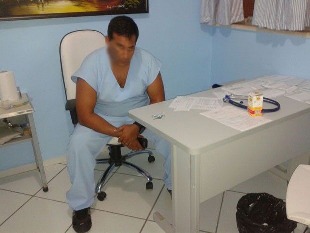 Estudante se passa por médico e é preso na Bahia (Foto: Jackson Cristiano/Ubaitaba Urgente)