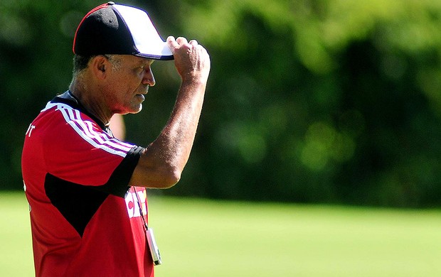 Jayme de Almeida vê o Fla de Luxa similar ao de 2013: É bonito de ver