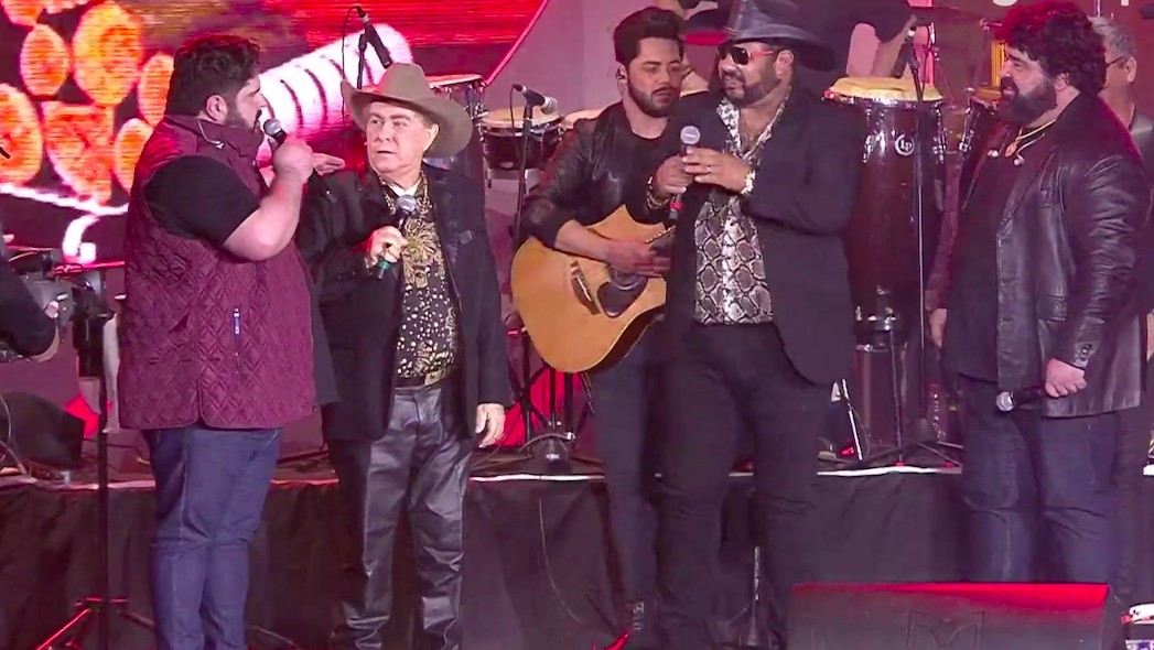 César Menotti & Fabiano emocionam público ao dividir palco com Milionário e filho de José Rico na arena de Barretos