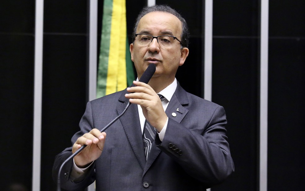 O deputado Jorginho Mello (PR-SC) no plenário da Câmara (Foto: Antonio Augusto / Câmara dos Deputados)