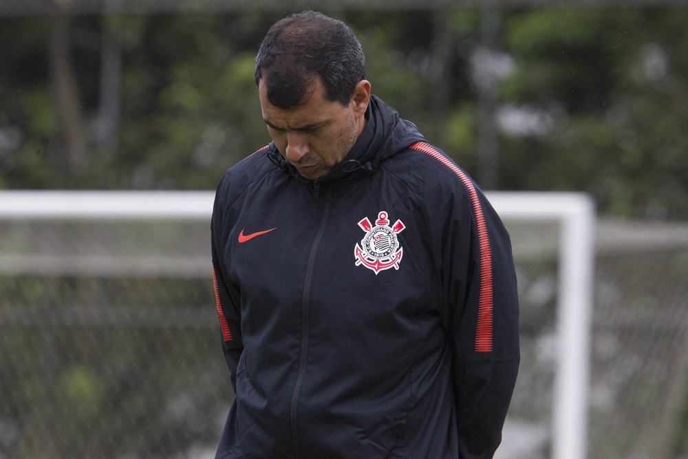 Análise: cinco decisões que Carille precisa tomar no Corinthians até o Dérbi