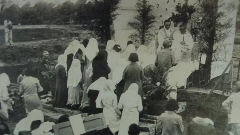 No Brasil, os católicos japoneses procuraram se manter próximos e professar sua fé (Foto: ASSOCIAÇÃO CULTURAL ESPORTIVA NIKKEI DE PROMISSÃO)
