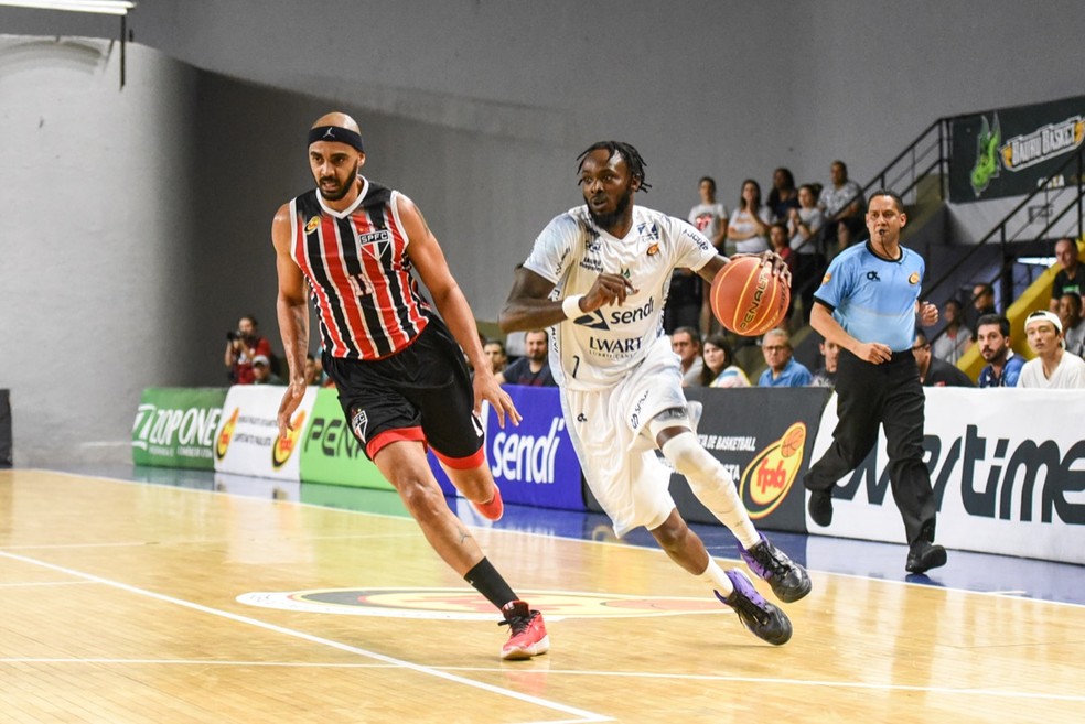 Bauru Vence O Sao Paulo Empata Serie E Decide Vaga Na Semi No