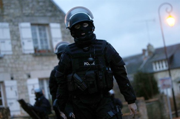 Polícia francesa (Foto: EFE)