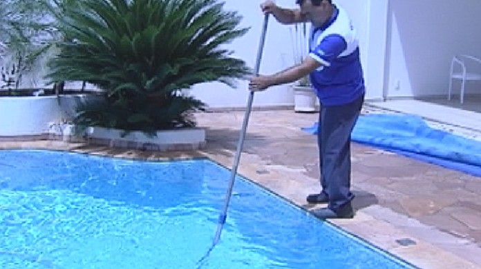 Confira Cuidados Com A Piscina Em Casa Com A Chegada Do Calor Mercado Imobiliario Do Interior G1