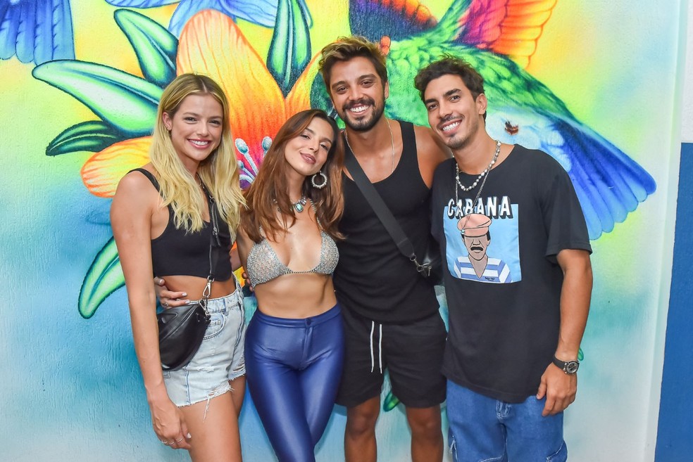 Agatha Moreira, Giovanna Lancellotti, Rodrigo Simas e Gabriel David — Foto: Divulgação/Eduardo Hollanda