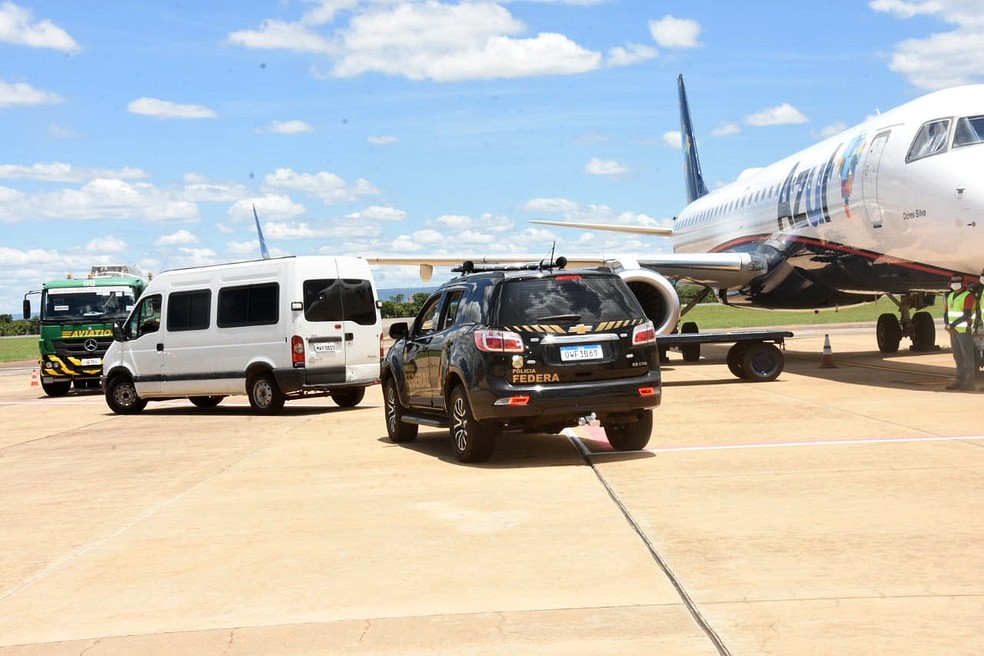 Doses foram entregues no aeroporto de Palmas — Foto: Ezequias Araújo/Governo do Tocantins