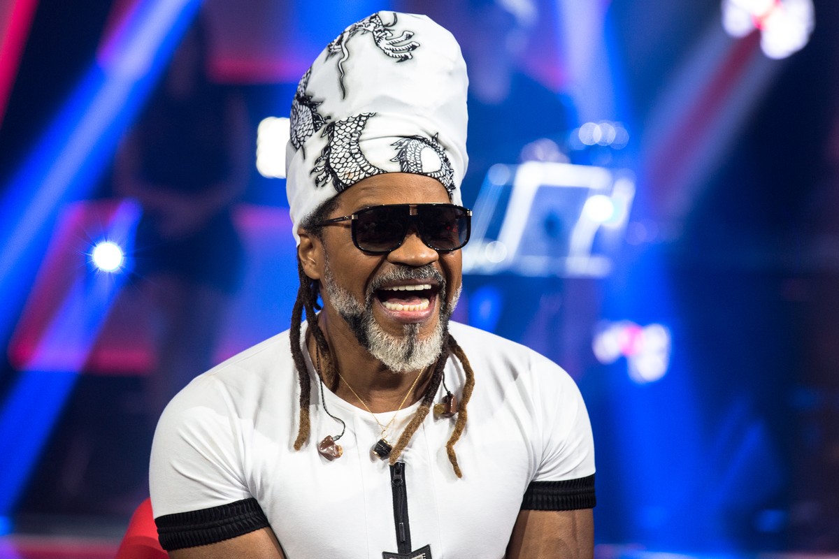 Resultado de imagem para CARLINHOS BROWN