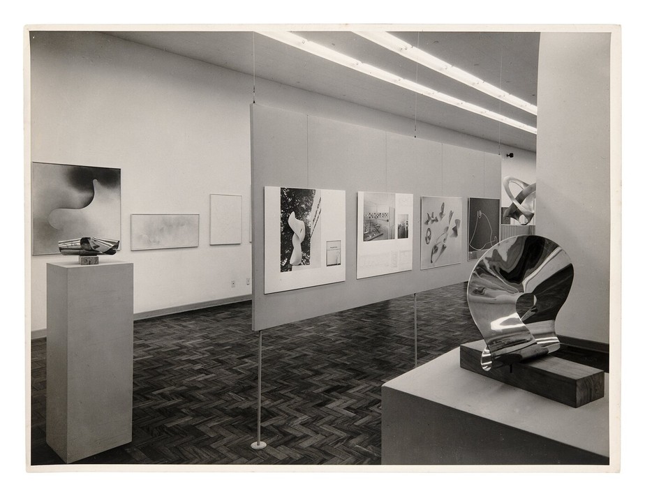 Vista da exposição de Max Bill, em 1951