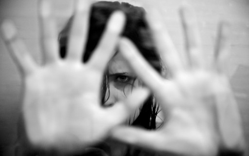 Juiz usa Bíblia para justificar violência contra mulher e absolve ...