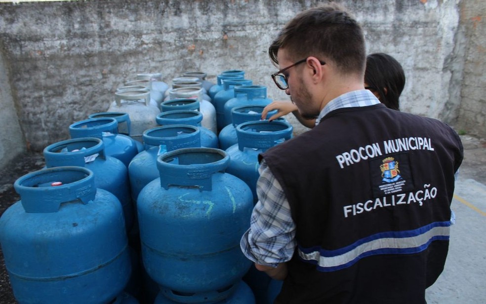 Pesquisa comparativa de preços do gás de cozinha em Aracaju é divulgada pelo Procon — Foto: Semdec/Divulgação/Arquivo