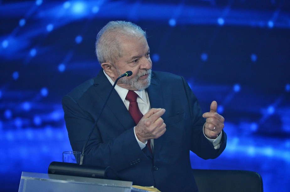 Eurasia aumenta para 70% chances de Lula vencer as eleições