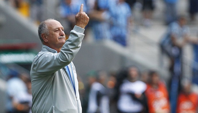 Grêmio de Felipão volta às origens e irá jogar por uma bola no 2º Gre-Nal