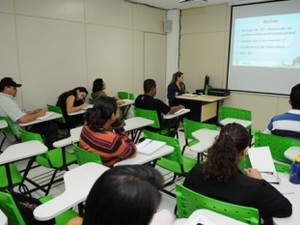 Estudantes acompanham curso no DF (Foto: Mary Leal/Agência Brasília)