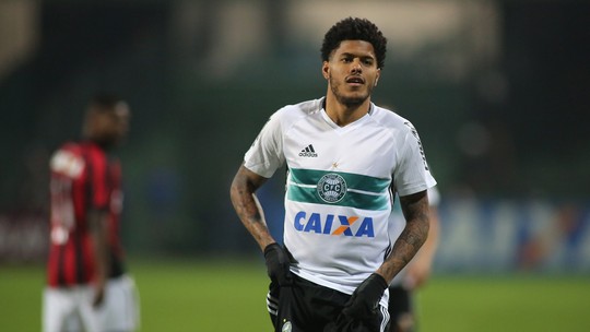 Quais times Leonardo jogou?