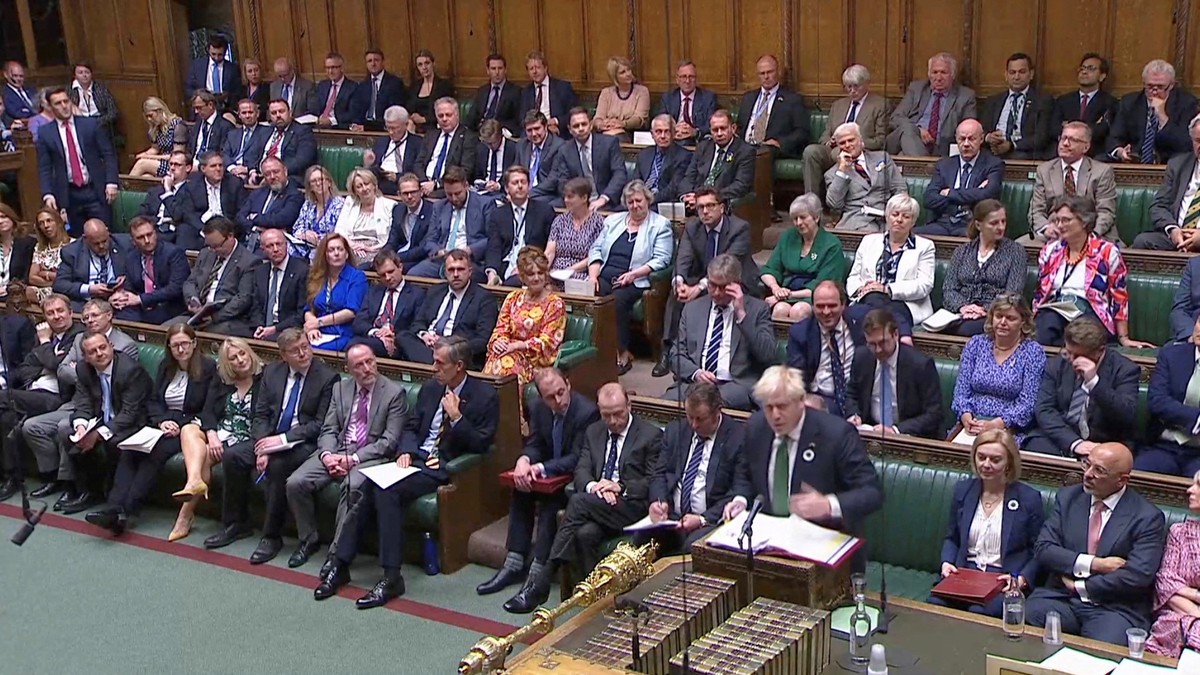 Candidatos a liderar Reino Unido disputam legado de Margaret Thatcher