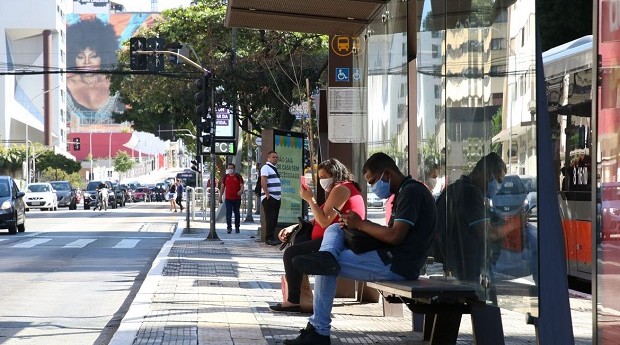 Máscaras (Foto: Rovena Rosa/Agência Brasil)