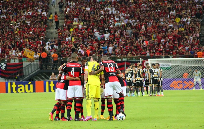 A duas semanas de duelo no AM, Fla x Vitória tem 16 mil ingressos vendido