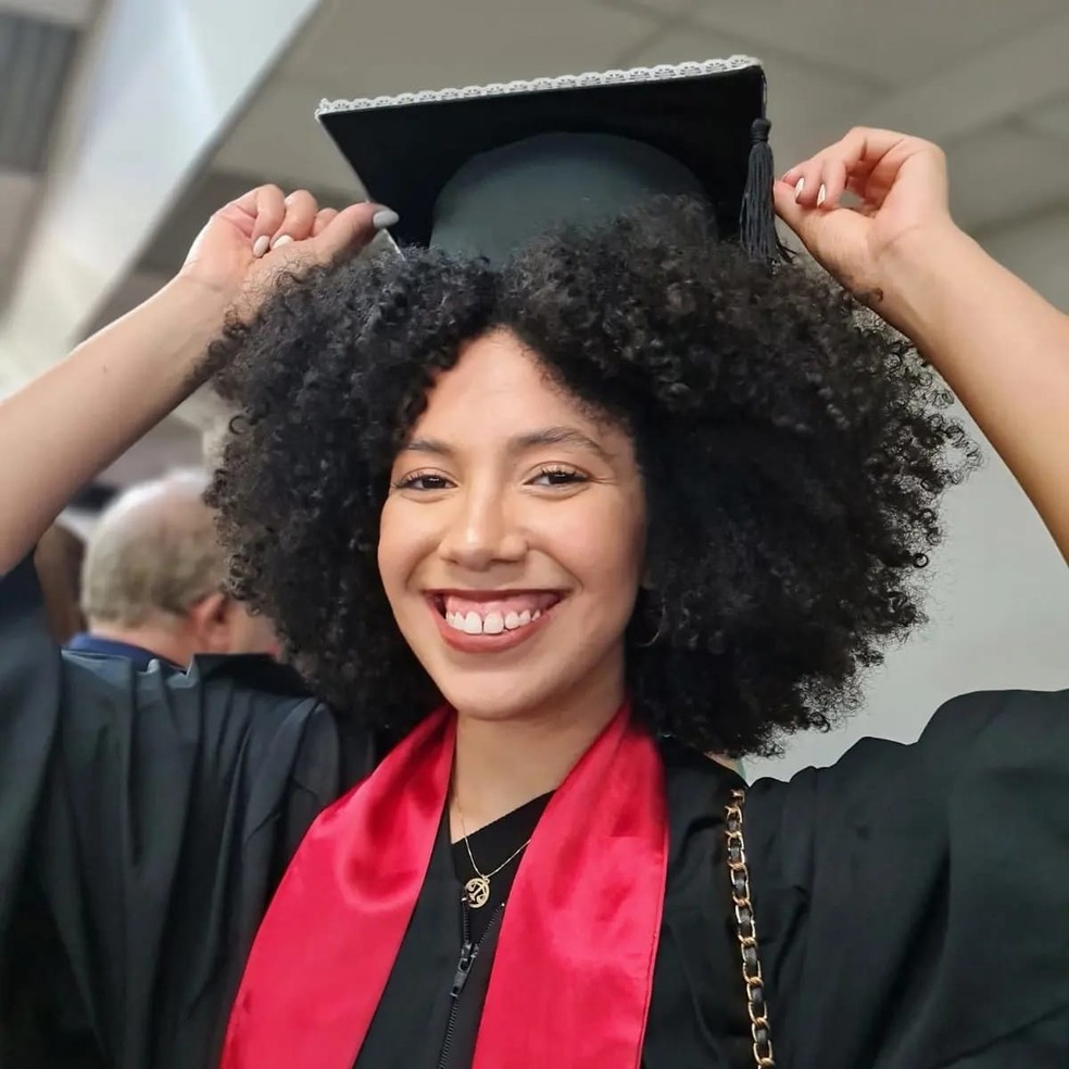 Letícia Chagas é uma das formandas em direito da USP — Foto: Arquivo pessoal