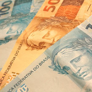 Notas de real : moeda brasileira; Banco Central;  (Foto: Shutterstock)